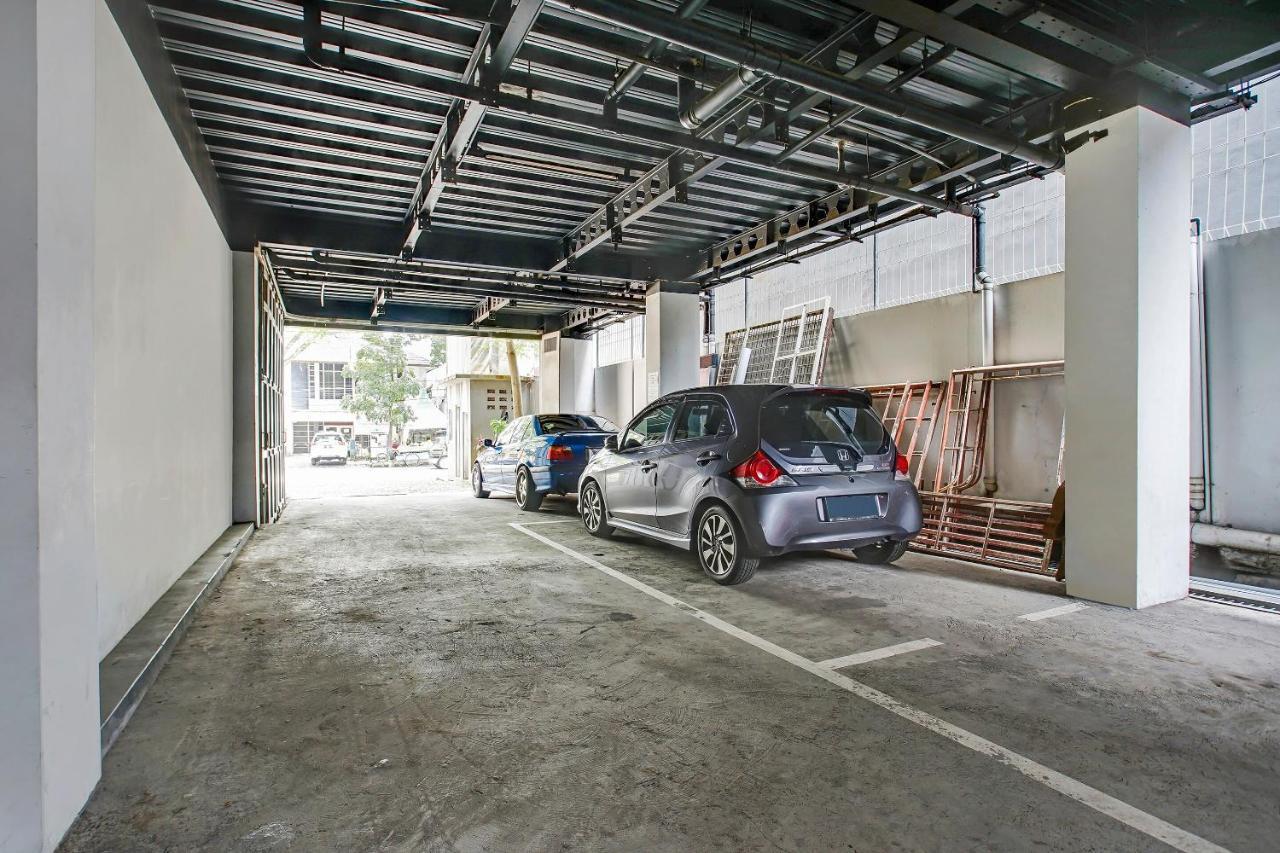 Reddoorz @ Pelajar Pejuang 3 Hotel Bandung Exterior photo