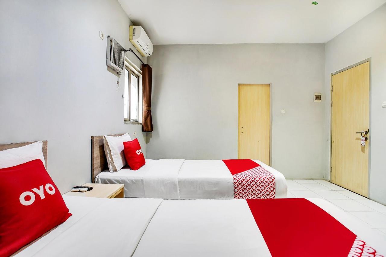 Reddoorz @ Pelajar Pejuang 3 Hotel Bandung Exterior photo