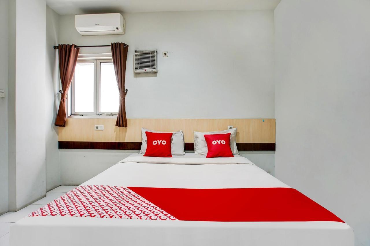 Reddoorz @ Pelajar Pejuang 3 Hotel Bandung Exterior photo
