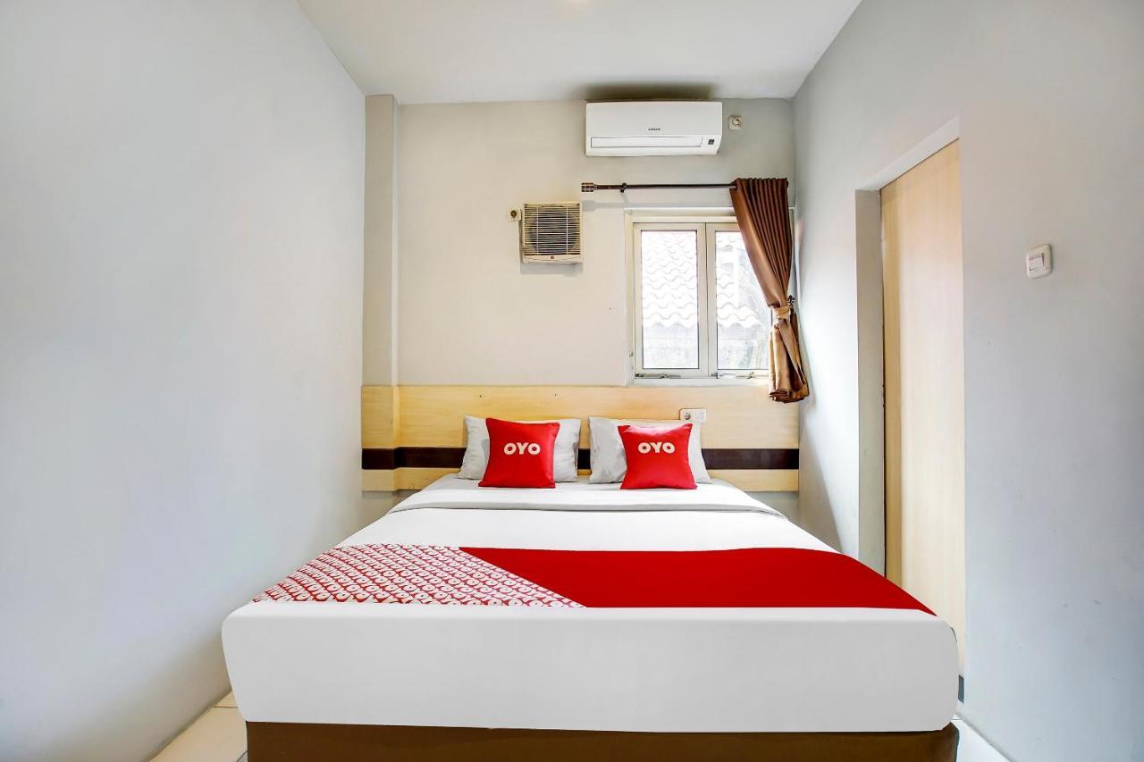 Reddoorz @ Pelajar Pejuang 3 Hotel Bandung Exterior photo