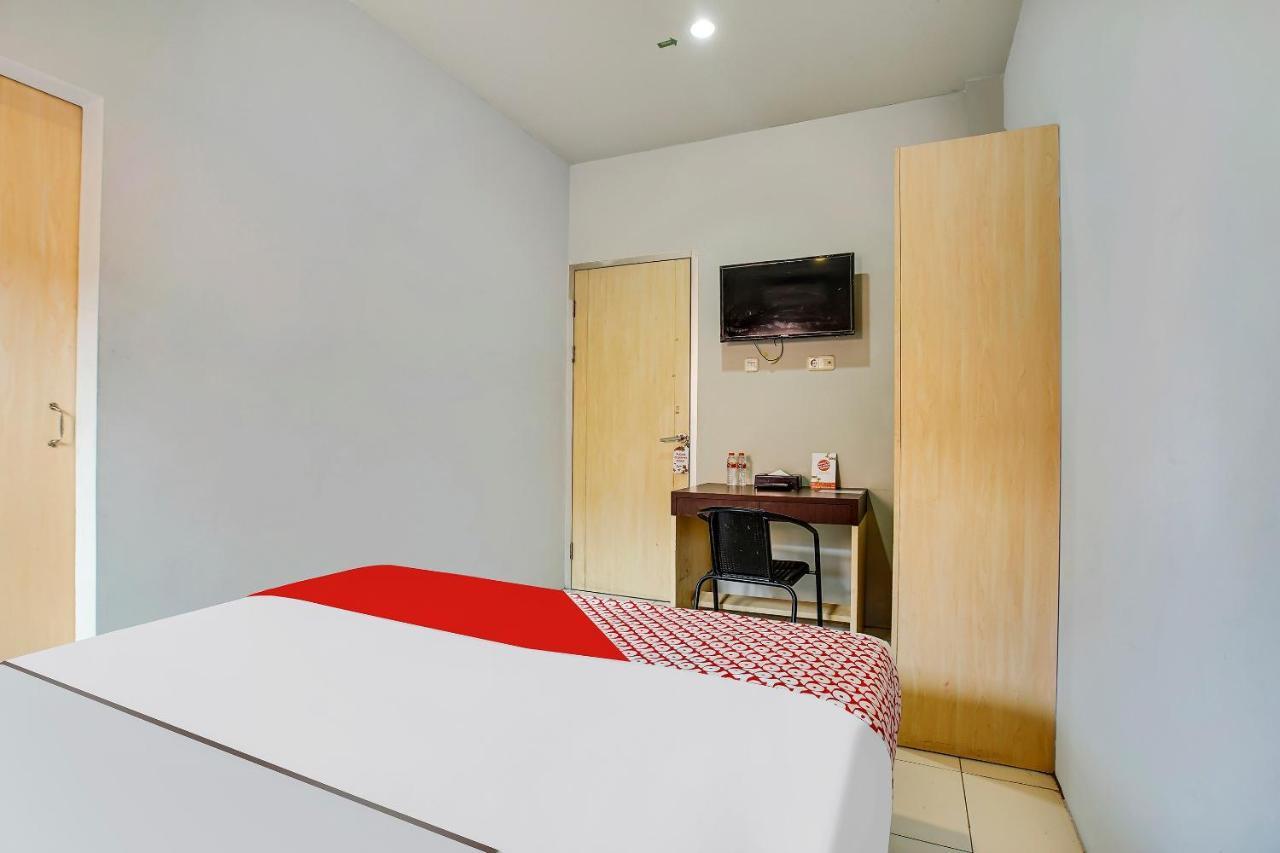 Reddoorz @ Pelajar Pejuang 3 Hotel Bandung Exterior photo